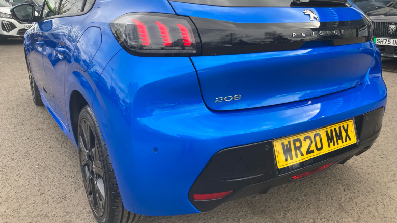 Peugeot 208 1.2 PureTech 100 Allure 5dr Petrol Hatchback